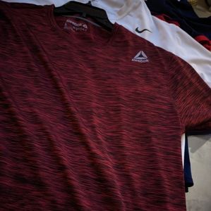 Reebok T-shirt men's large